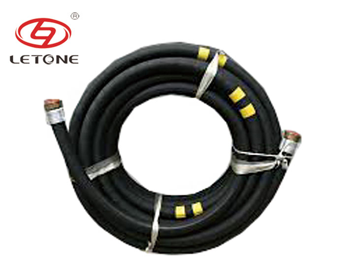  蒸汽夾布膠管的包膠注意事項